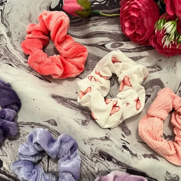 SUMMER Scrunchies very beautiful and fashionable new 6 in the packet . - Picture 4 of 4